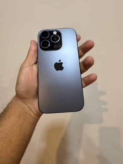iPhone 16pro 128gb