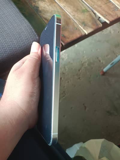 iPhone 12pro Max Model Hk Memory 128gb Battery Health 92.