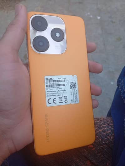 Tecnospark 10c original 4+4 128