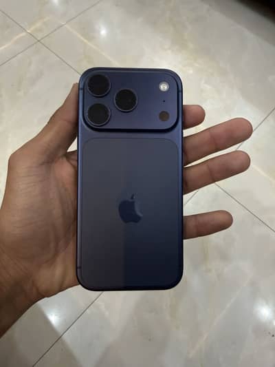 Iphone 17 pro jv with box 256gb