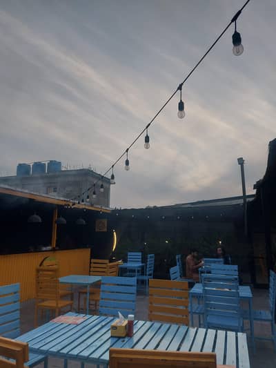 need waiter and sweeper