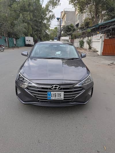 Hyundai Elantra GLS 2022 | Single Hand Driven | Pristine Engine
