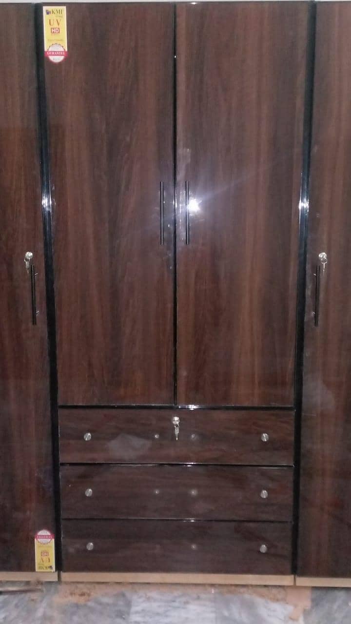 گوجرہ کارپینٹر گھروں میں افس میں کام 1