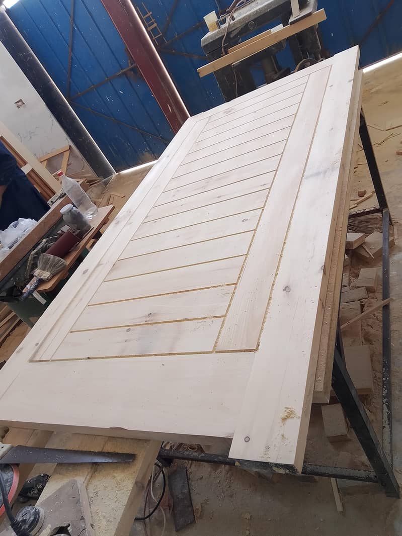 گوجرہ کارپینٹر گھروں میں افس میں کام 5