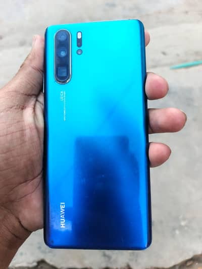 Huawei P30 Pro 8GB Ram Storage 256GB 10 / 9 Condition
