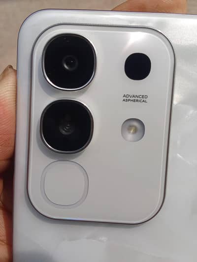 vivo y29 8+8 256gb 10/10 condition with boxes