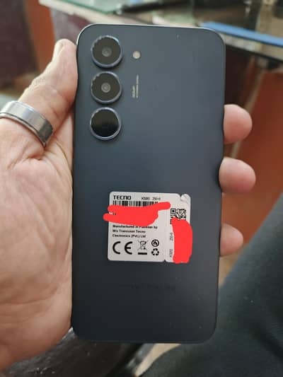 Tecno spark 40 pro