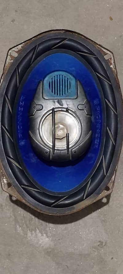  کار اسپیکر برائے فروخت – زبردست ساؤنڈ اور بیس