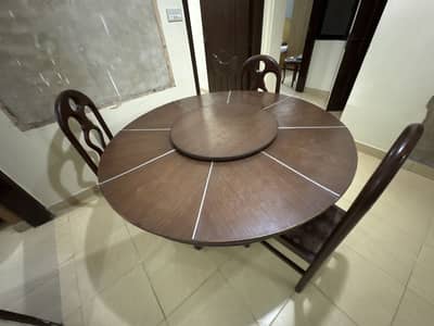 Dinning Table with 8 chairs