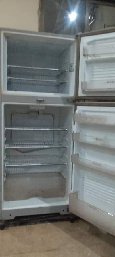 DAWLANCE REFRIGERATOR 0333 5489897
