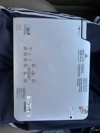 Casio DLP projector XJ-S31