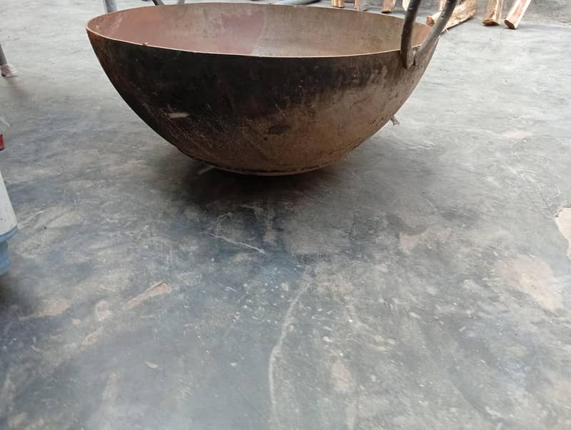 کڑاہی برائے فروخت ہے 3