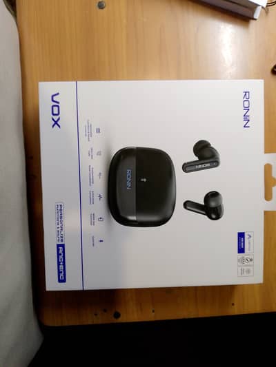 Ronnin Vox earbuds