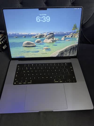 Apple Macbook Pro M2 16/512 16 Inches