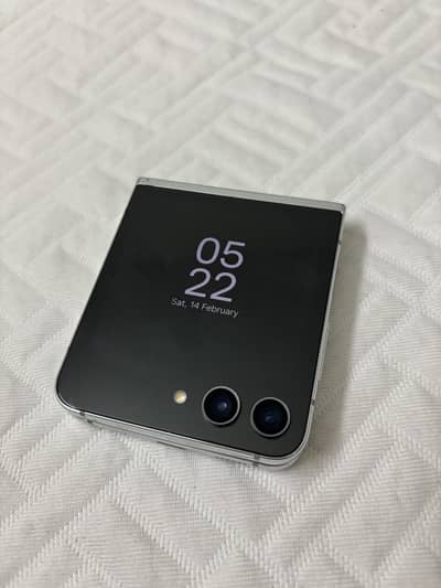 Samsung Mobile Z Flip 5