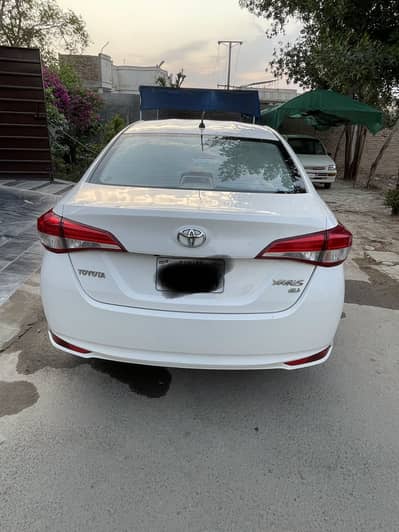 Toyota Yaris GLI 1.3 MT