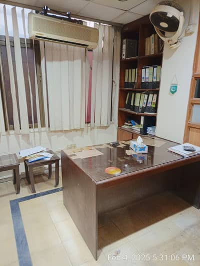 1275 Sqft Office In Plaza Main Boulevard Gulberg 3 Lhr For Rent Ideal Location In Gulberg