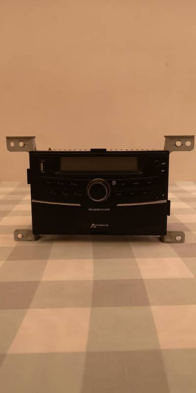 Suzuki Alto Music Player