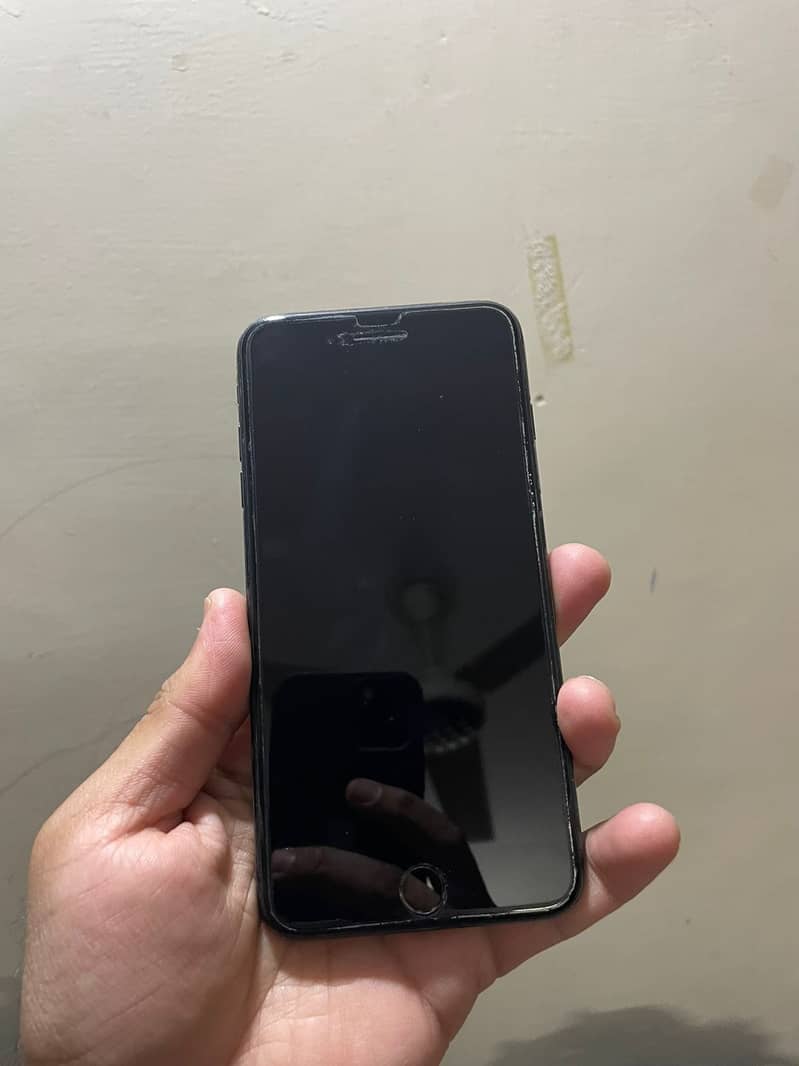 Apple iPhone 7 Plus 2