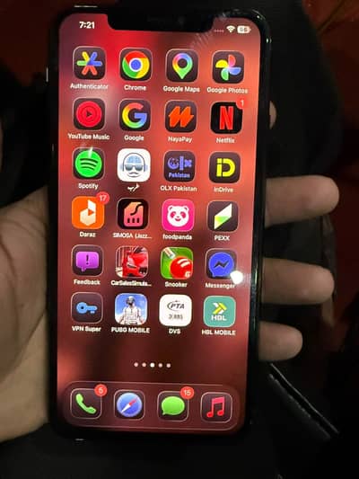 I phone 11 pro max 256gb