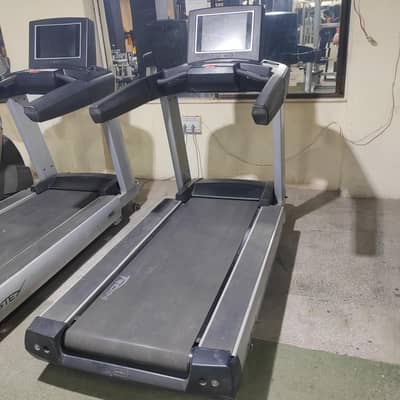 Heavy duty treadmill for sale