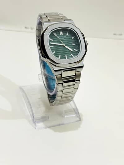 Luxury mens watche. Green dial , imported AAA quality.