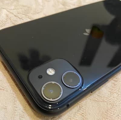 iPhone 11 64GB Black – 9/10 Condition | Original | Face ID OK