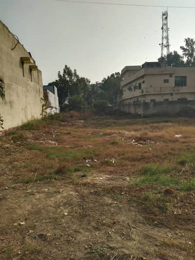 1 Kanal Residential Plot On 40 Ft. Road, Near Park Available For Sale