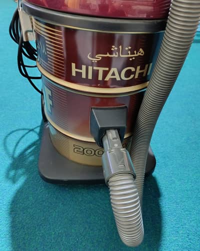 HITACHI VACUUM CLEANER CV945F 2000W 18 LITER CAPACITY LIKE NEW
