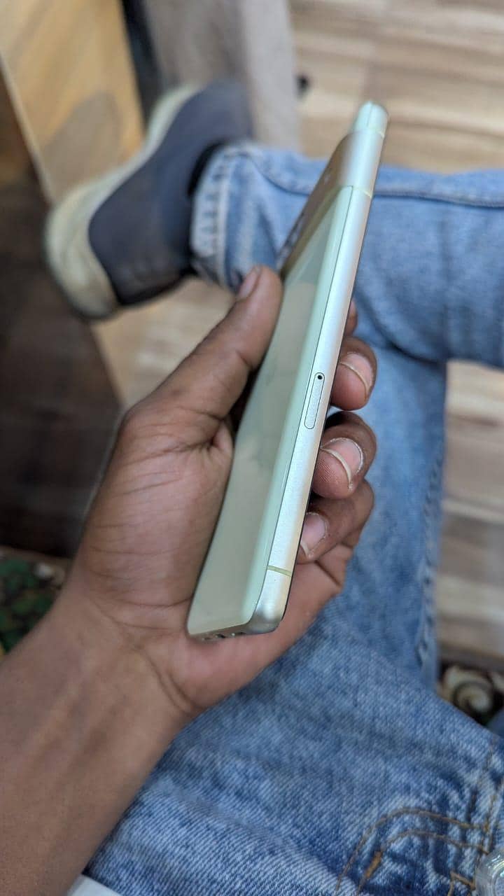 Google Pixel 7 2