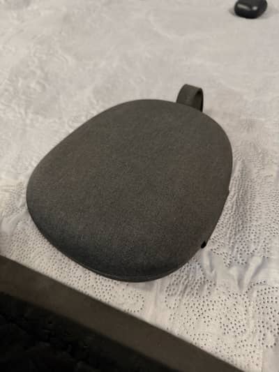 Sony XM6 headphones (10/10)