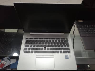 Hp elitebook 830 Core i5 8th Gen 8gb ram 256 ssd
