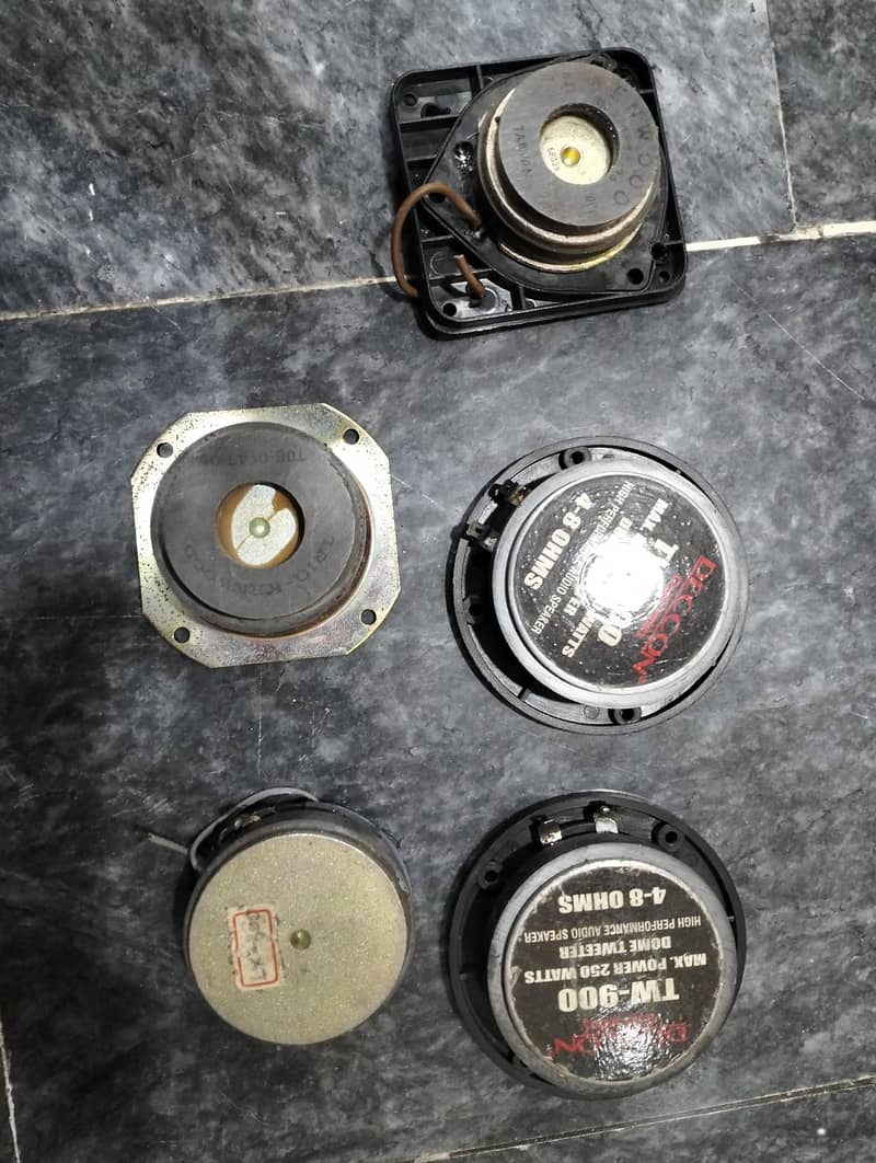 Speaker Tweeter 2