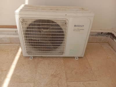 For Sale: Orient 1 Ton DC Inverter golden fin