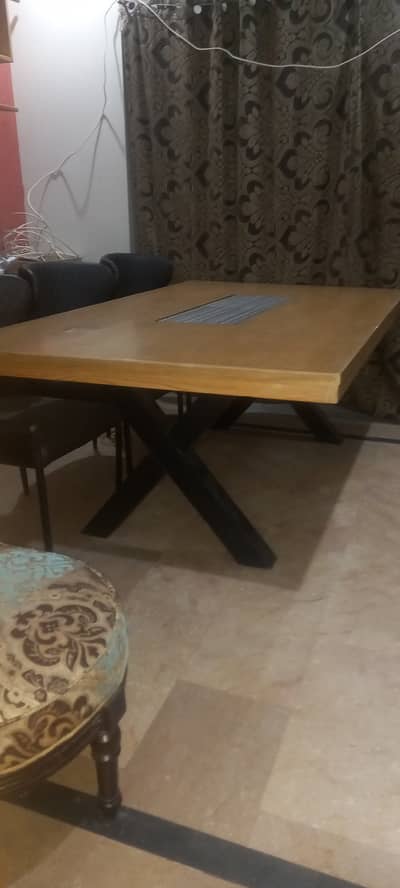 Dining table 8 seater