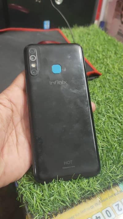 Infinix hot 8