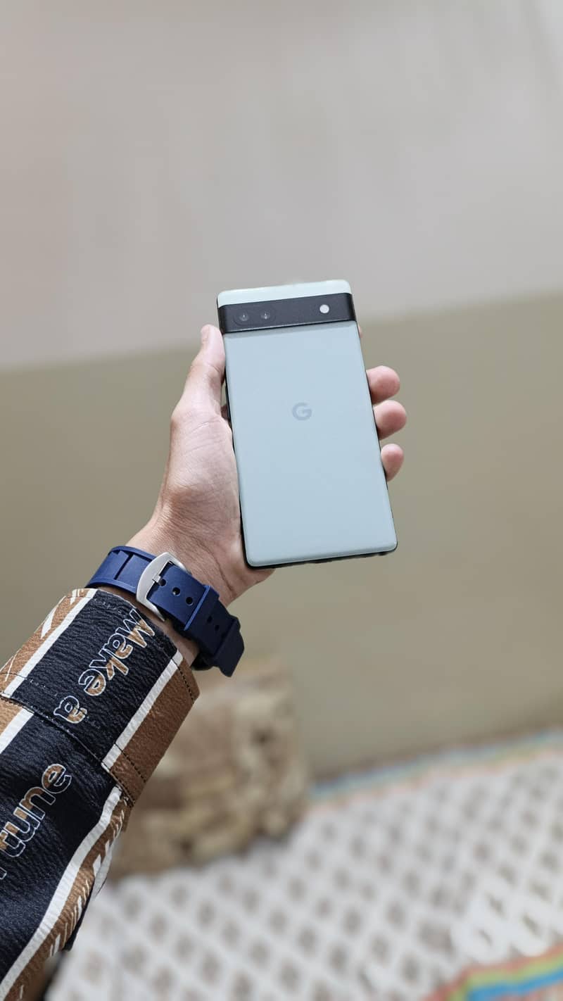 Pixel 6a 4