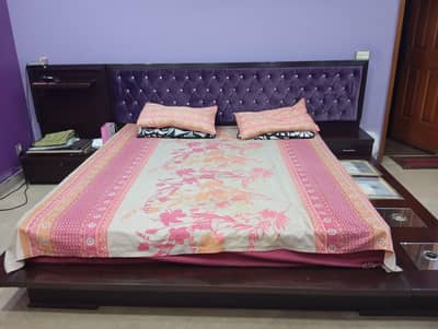 Bed set with side tables and dressing table for sale