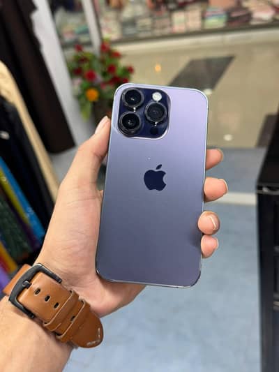 Iphone 14 pro 128 gb non pta with complete box