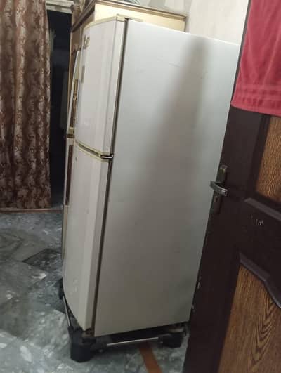 Dawlance 2 door Fridge