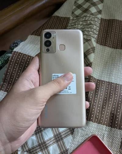 hot 12play 4gb ram 46+46gb storag all ok hia