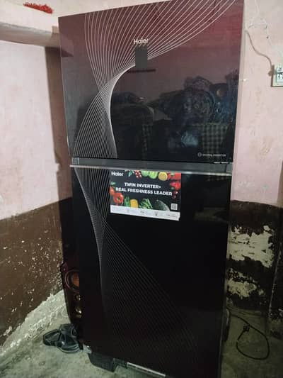 haier jumbo size fridge model HRF-538 IFRA