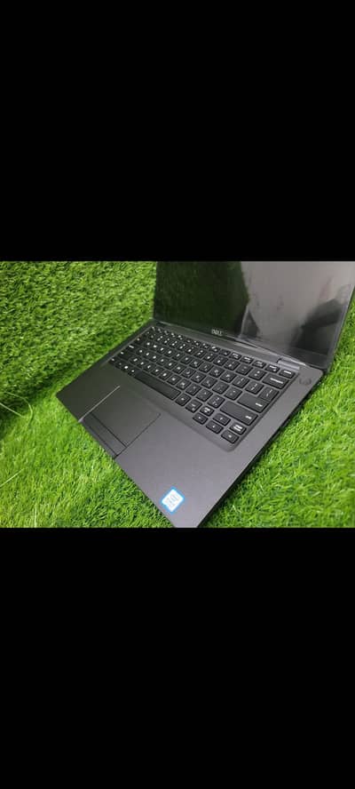 Dell 5400 intel 8th gen New condition
