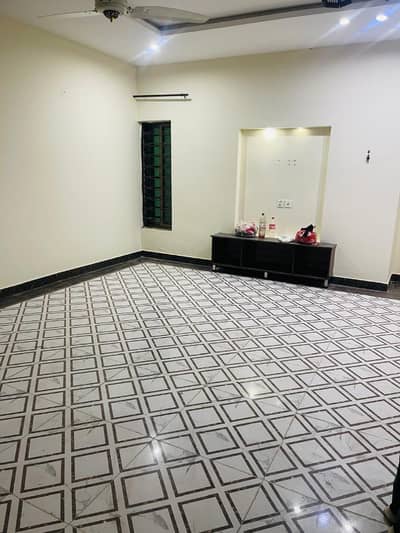 10 Marla Lower Portion For Rent With All Utility Connection's (Original Pic's Attached)