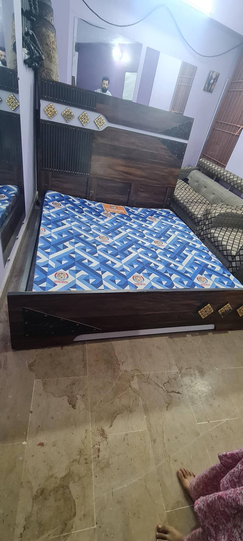 5 sater sofa 2