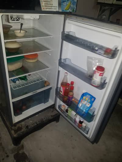 Gree Full Size Refrigerator - Excellent Condition for sale