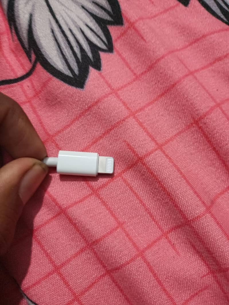 iphone cable 1
