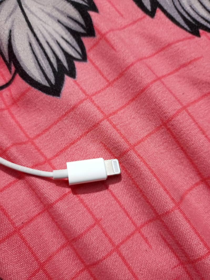 iphone cable 2