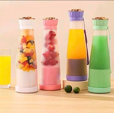 Portable Manual Fruit Juicer Bottle 400ML Multicolor