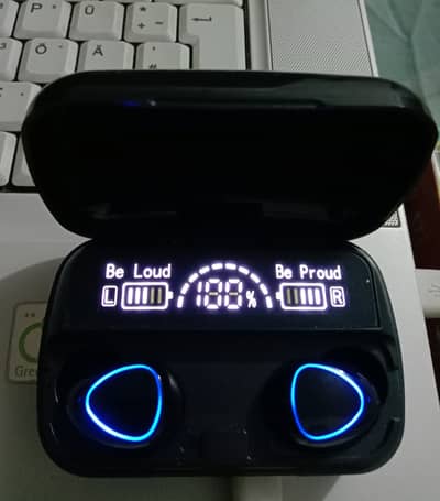 Earbuds M10 Wireless Earbuds – Clean Condition – Great Sound – Best